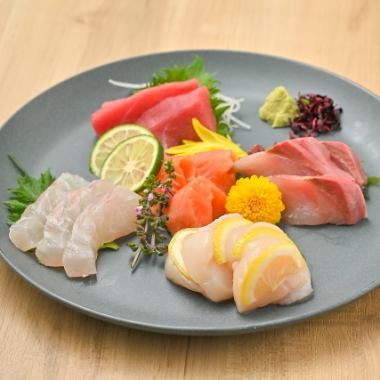 【2時間飲放題付】本日の刺身・ホタテとバター醤油の土鍋ごはん【おすすめコース】6000円(税込)
