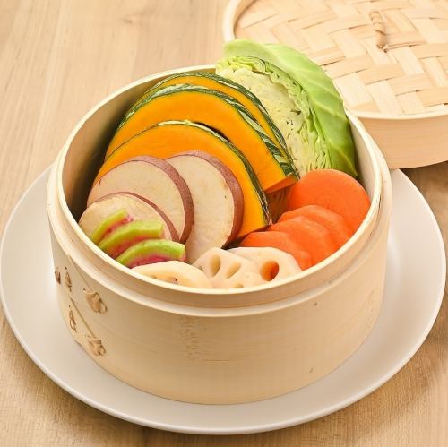 季節野菜の蒸籠蒸し