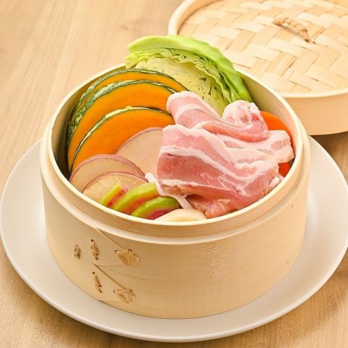 【新鮮素材を味わう】蒸籠蒸し♪旬の野菜・豚・牛など。