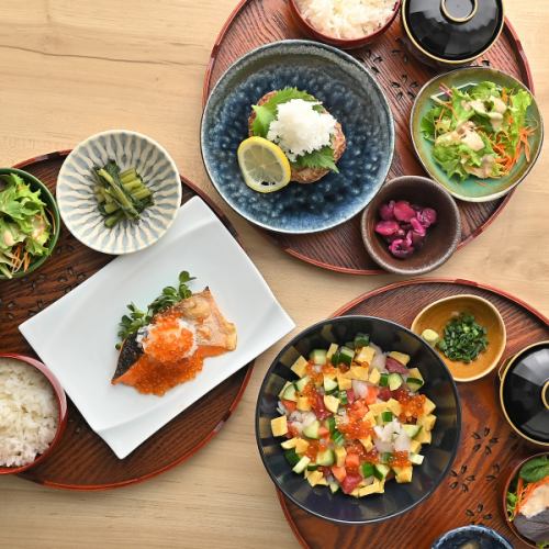 旬の旨みを堪能できる贅沢定食ランチ