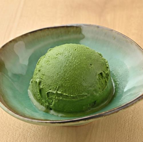 宇治抹茶冰淇淋