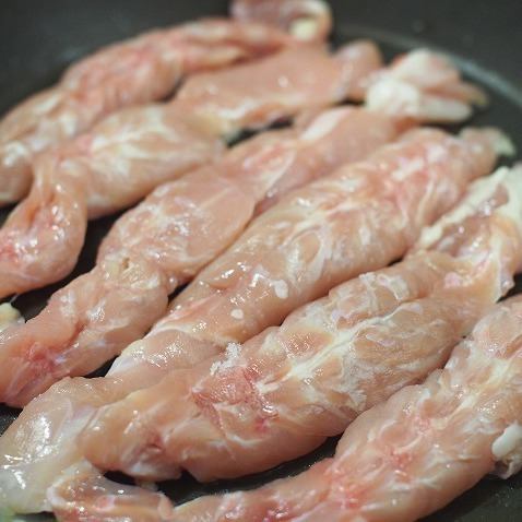 닭고기(소금, 양념장) <목 주위의 고기> ◎ 유자 후춧가루(소금)