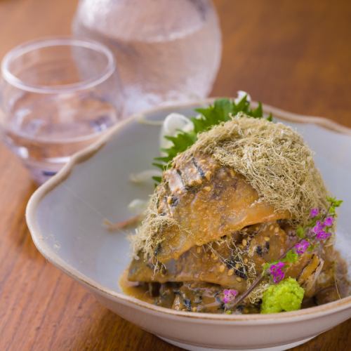 Broiled mackerel with sesame sauce