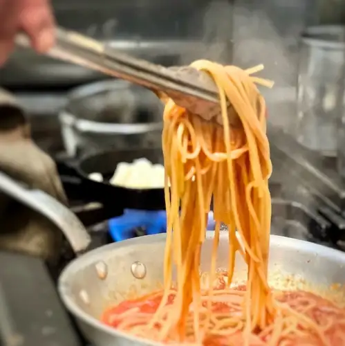 【日替わりメニュー】ピッツァにパスタの季節メニューが満載