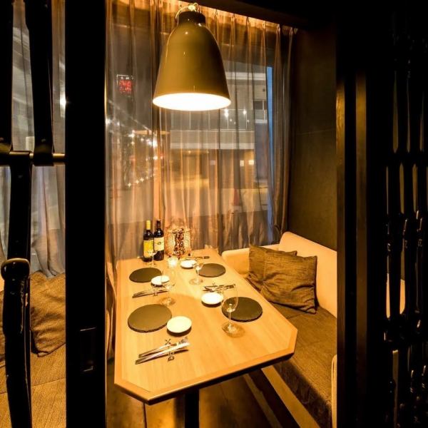 We also have completely private rooms, so you can enjoy your meal without worrying about the customers sitting next to you! please give me!
