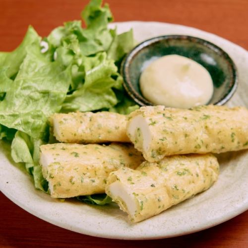 Chikuwa的油炸甜苜蓿