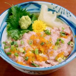 蓝鳍金枪鱼葱油饭