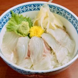 鲷鱼盖饭