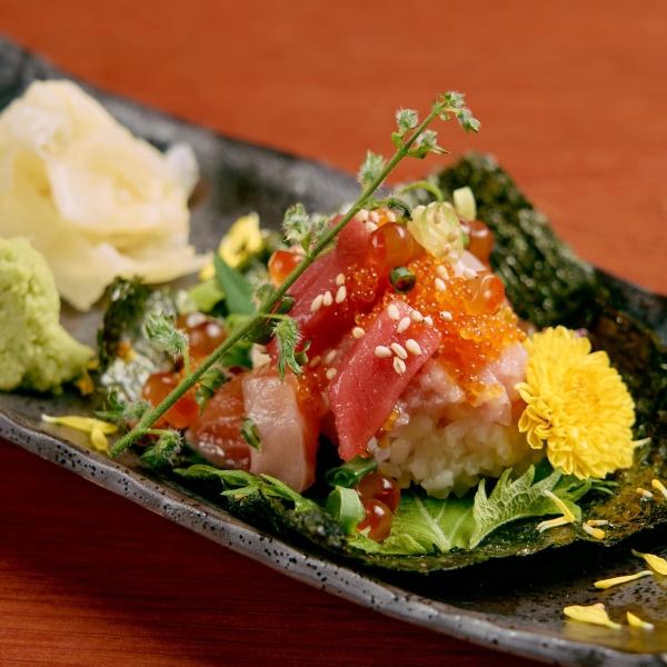 【名物！】贅沢こぼれ寿司