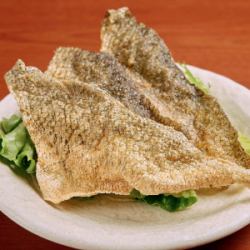鯛皮チップス