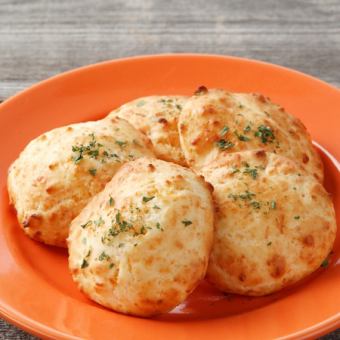 Cheese biscuit (1 piece)