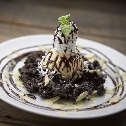 Triple Chocolate Brownie [Big Size]