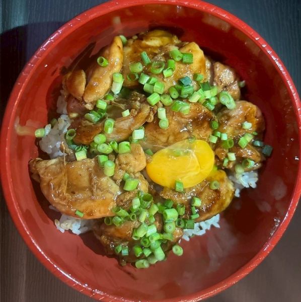 【ランチ】お得なランチも◆焼鳥丼定食◆