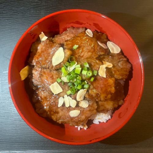 烤肉碗