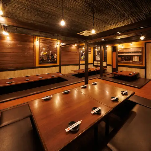 A spacious private room for 20 to 50 people