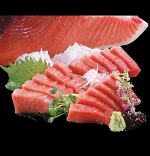 お刺身(税込748円~)
