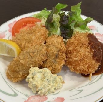 カニクリームコロッケと牡蠣フライ