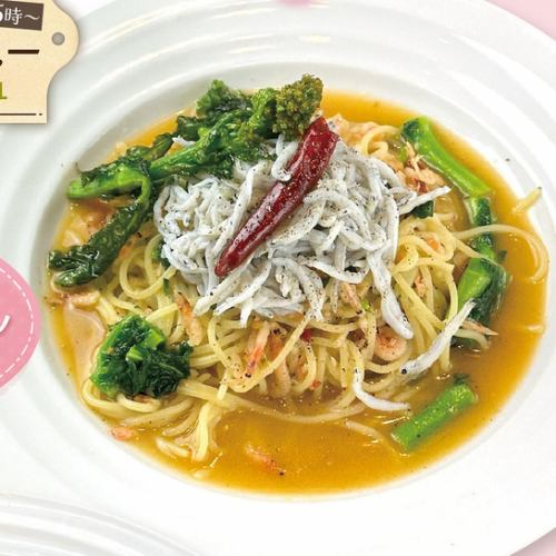 【Pasta】桜エビ、菜の花、しらすのペペロンチーノ