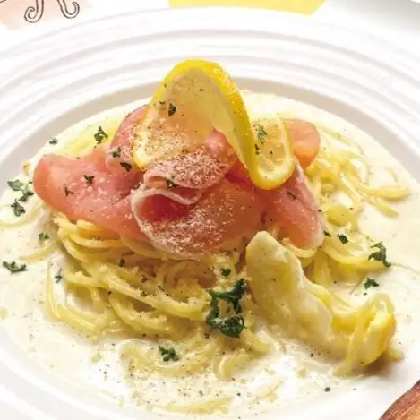 【PASTA】レモンのクリームパスタ～生ハム添え～