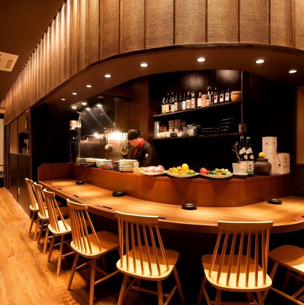 An intimate and cozy space."Miyazaki" color everywhere ... ♪ Miyazaki cuisine of its pride is also combined, today is Miyazaki naze! Even one person can easily go! Counter is also equipped ◎