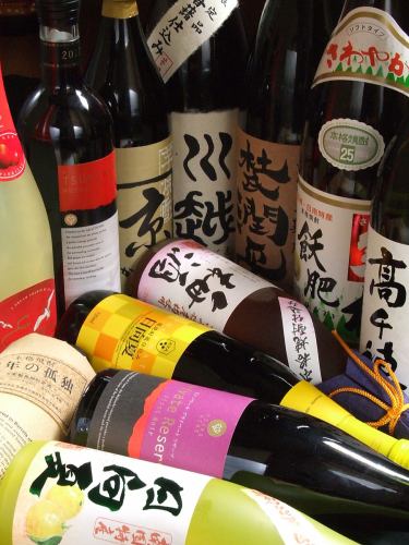 A lot of Miyazaki's shochu and fruit wine !!