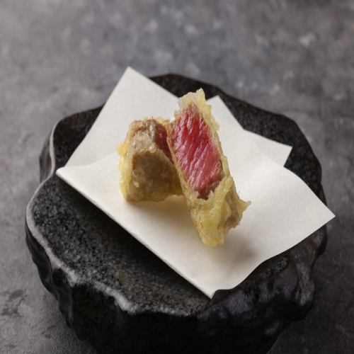 旬の食材を使った天ぷらを多数取り揃えております。