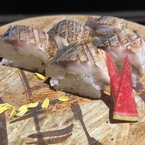 炙り鯖の棒寿司