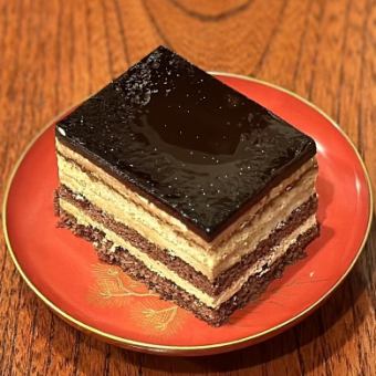 歌剧苦巧克力蛋糕