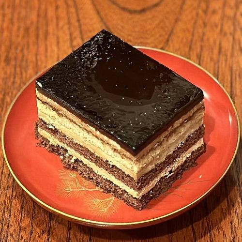 opera bitter chocolate cake
