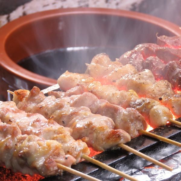 Our proud yakitori grilled over charcoal! 99 yen (tax included) per bottle ~