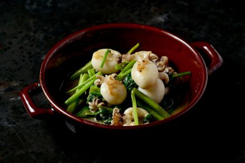 Baby squid and water spinach with anchovy and garlic