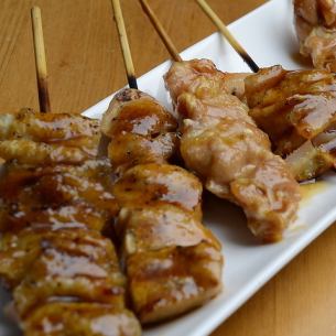 꼬치 모듬 양념 (닭 꼬치 5 개)