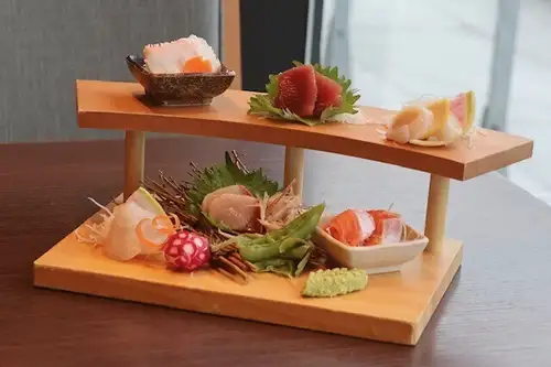 刺身盛り合わせ