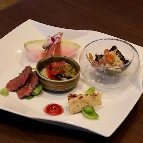 独創的な料理を追求した、新しい「おいしい」を提案