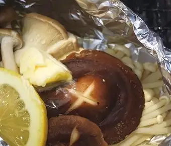 きのこバターホイル焼き