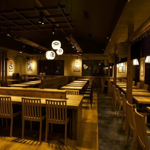 輕鬆的餐桌座位
