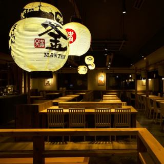 輕鬆的餐桌座位
