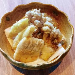 草津スペシャル天ぷら5種盛り合わせ・海老・上州豚・帆立・舞茸・白ねぎ