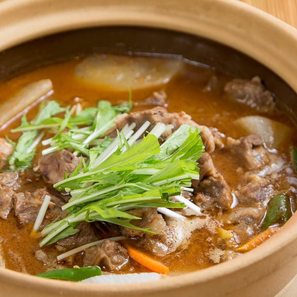 【鼎香居名物☆土鍋料理！】新鮮な海鮮をお好みでアレンジも可能♪沙茶牛肉