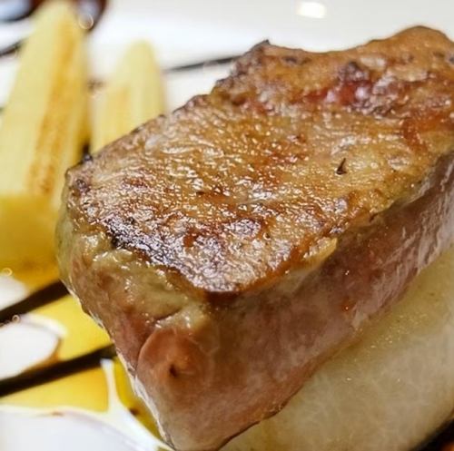 国産和牛ヒレステーキや旬の食材を活かした鉄板焼き