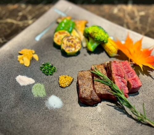 【お得なランチ】前菜やステーキ、デザートまで全5品が楽しめる充実のステーキランチ