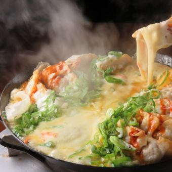 【2小时自助餐】铁板烧饺子奶酪火锅自助套餐共8道菜品3,278日元（含税）