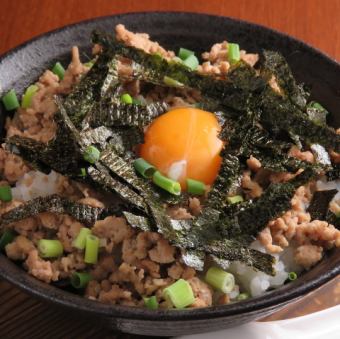 肉そぼろ丼