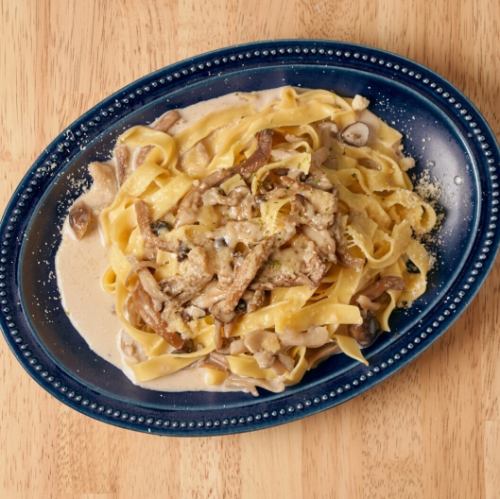 3種のキノコクリームパスタ