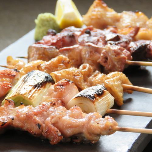 This is our signature dish [Platinum salt adult yakitori 5 types x number of people]