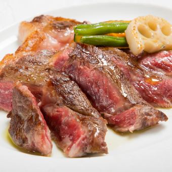 [Domestic Wagyu sirloin steak x 3 types of seafood] 90 minutes LO [all-you-can-drink included] 7-course course 8,500 yen ⇒ 7,950 yen (tax included)
