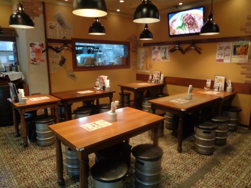 [Private floor] The entire floor can accommodate up to 70 people when seated♪ Please feel free to contact us! Great for company banquets, year-end parties, wedding after-parties, etc. ♪ Party course with all-you-can-drink from 4,000 yen (tax included)