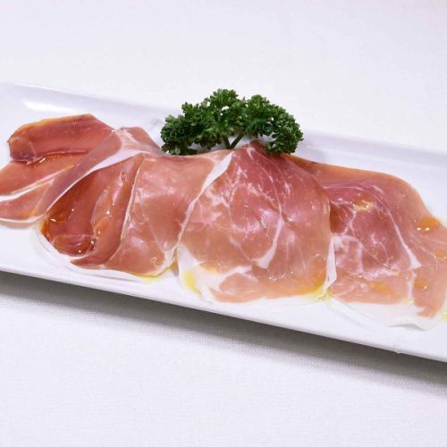 Spanish raw ham and onion
