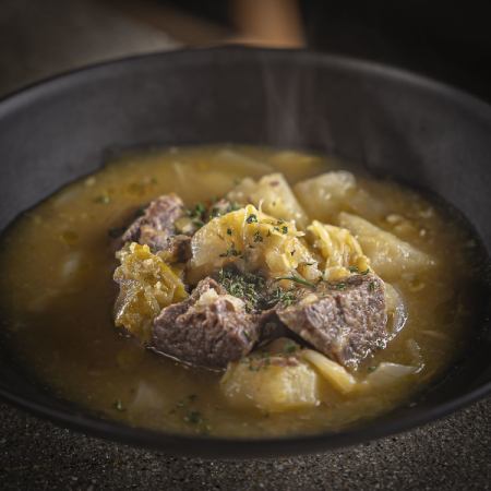 牛ほほ肉煮込み