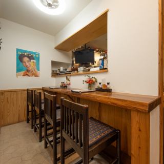 《お1人様でも気兼ねなくご利用いただけるカウンター席です◎》